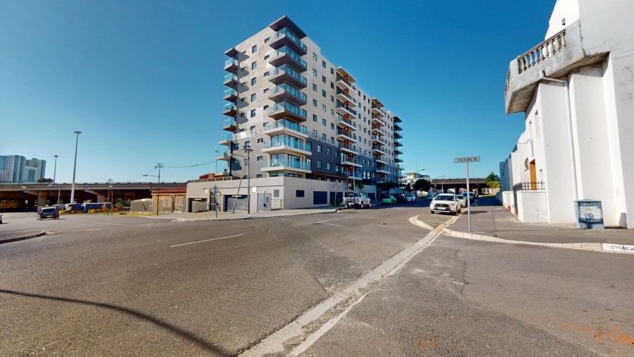2 Bedroom Property for Sale in Zonnebloem Western Cape